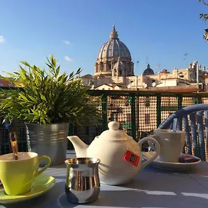  Bed & Breakfast Vatican Stories